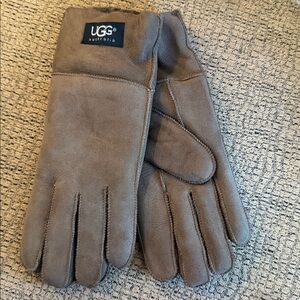 UGG Brown Gloves NEW